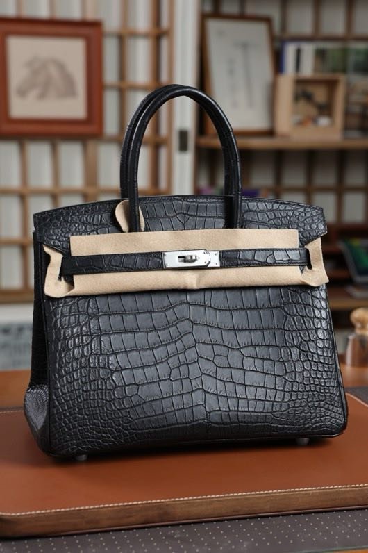 Сумка жіноча Birkin 30 см в шкірі крокодила, колір чорний