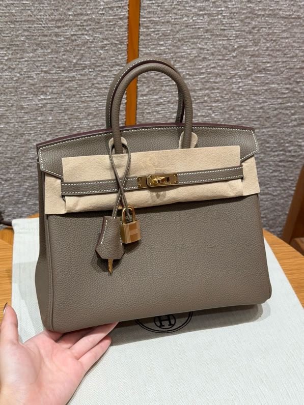 Сумка женская Birkin в коже Togo 25 см, цвет слоново-серый