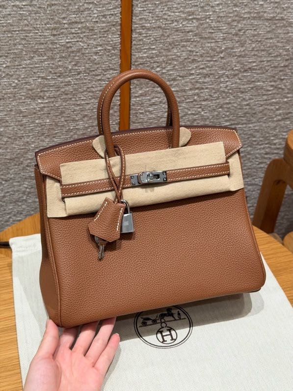 Сумка жіноча Birkin в шкірі Togo 25 см, колір золотисто-коричневий