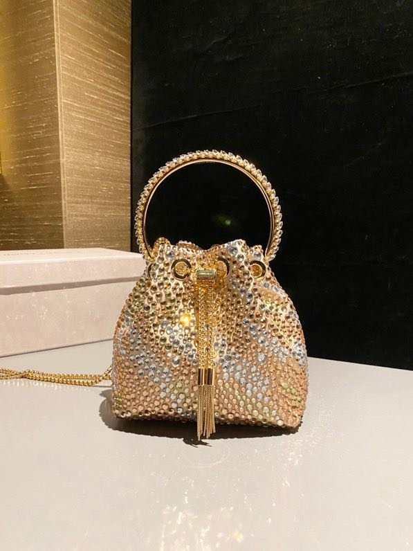 Сумка женская BON BON инкрустирована камнями