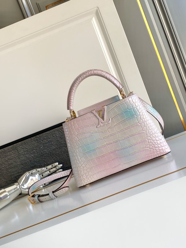 Сумка женская Capucines 27 см из кожи крокодила