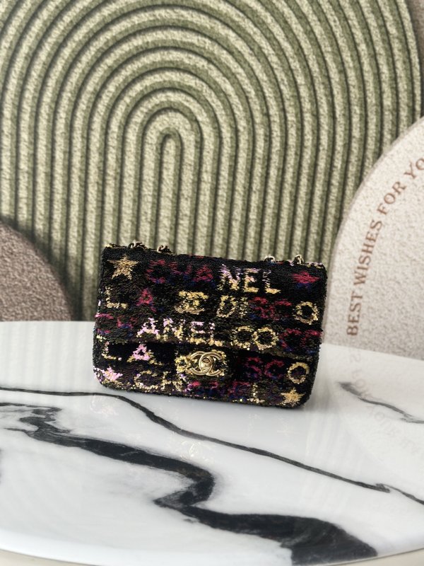Сумка женская Chanel 24S с пайетками 20 см