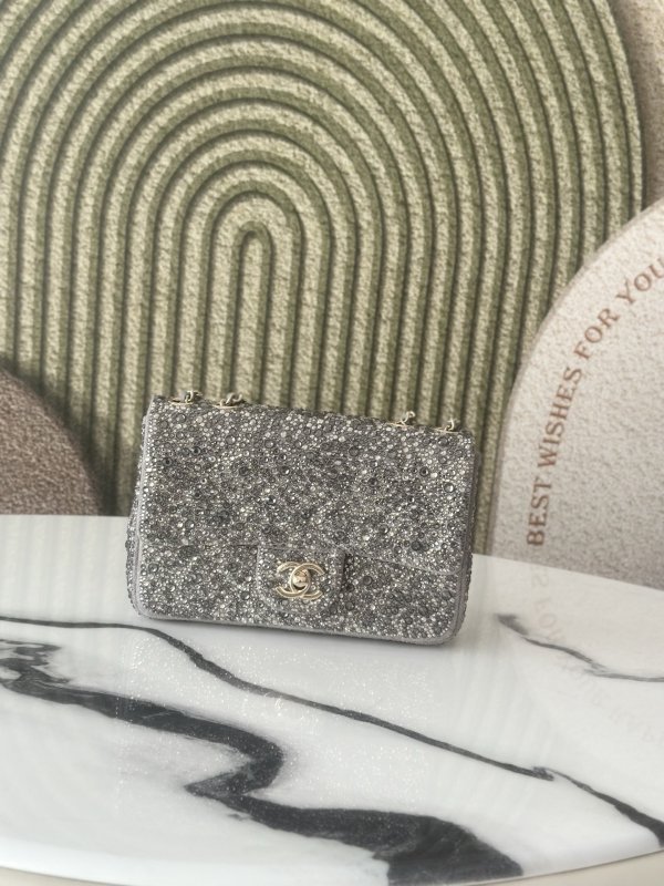 Сумка женская Chanel 26C со стразами 20 см