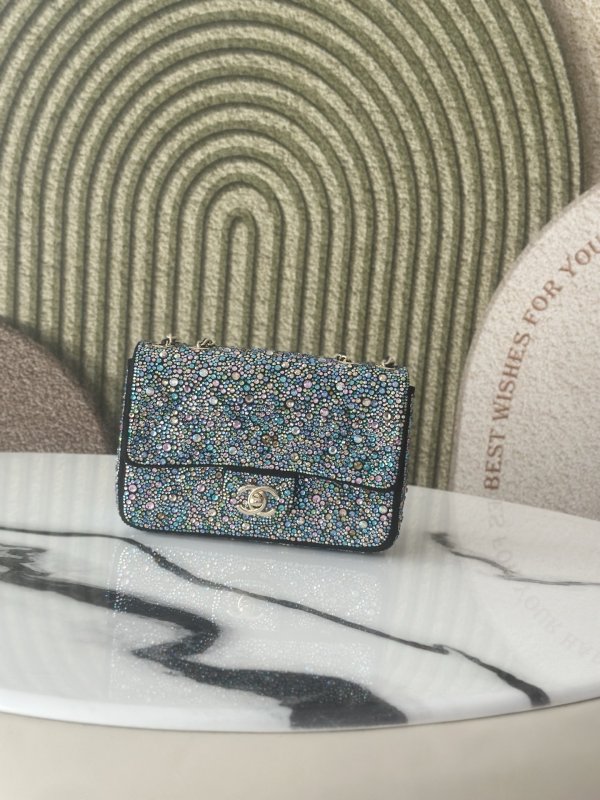 Сумка женская Chanel 26C со стразами 20 см