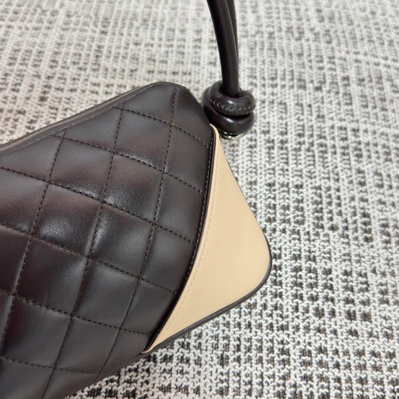 Сумка женская CHANEL VINTAGE 21 см фото 8