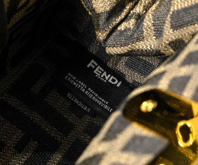 A bag women's Fendi First 26 cm фото 2