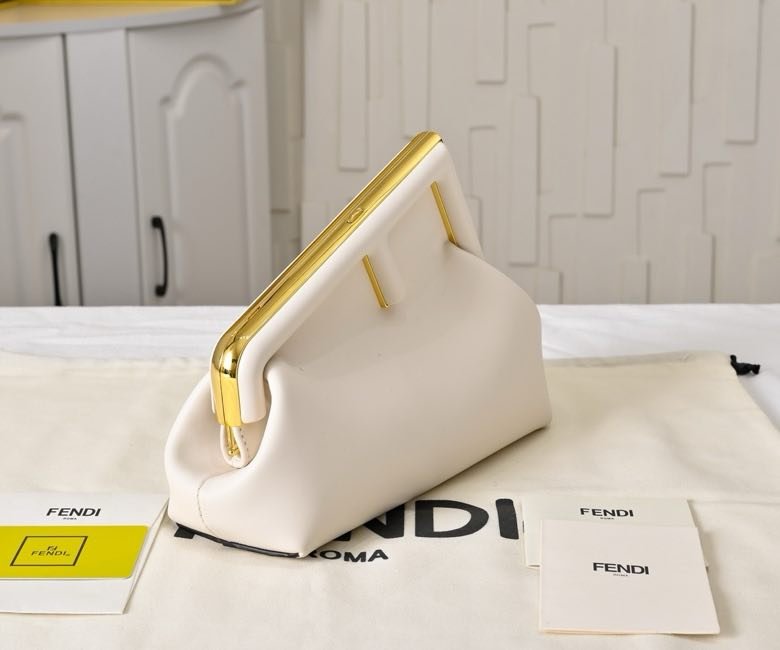 A bag women's Fendi First 26 cm фото 8