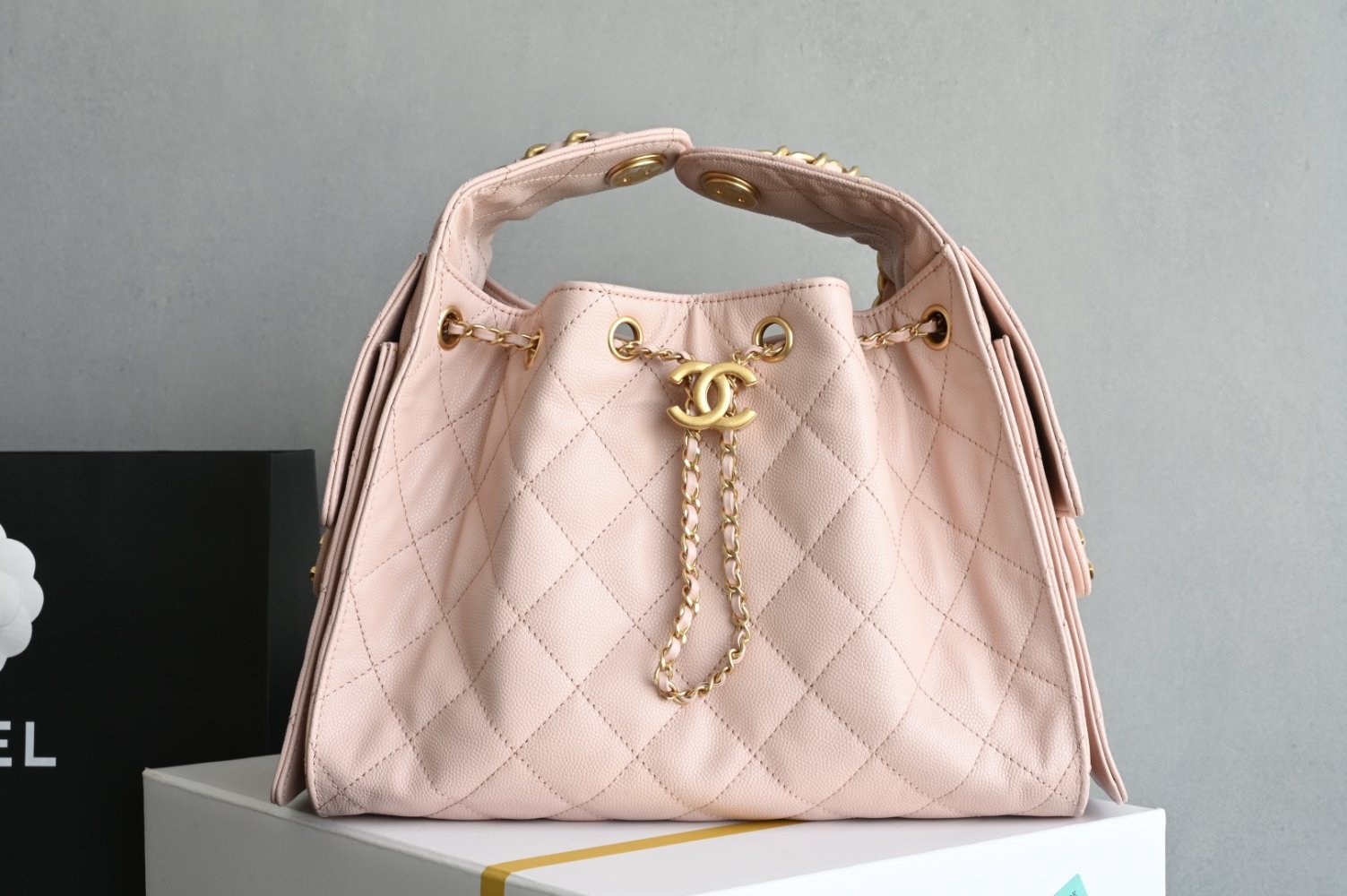 Сумка женская кожаная Chanel 25 Medium 30 см