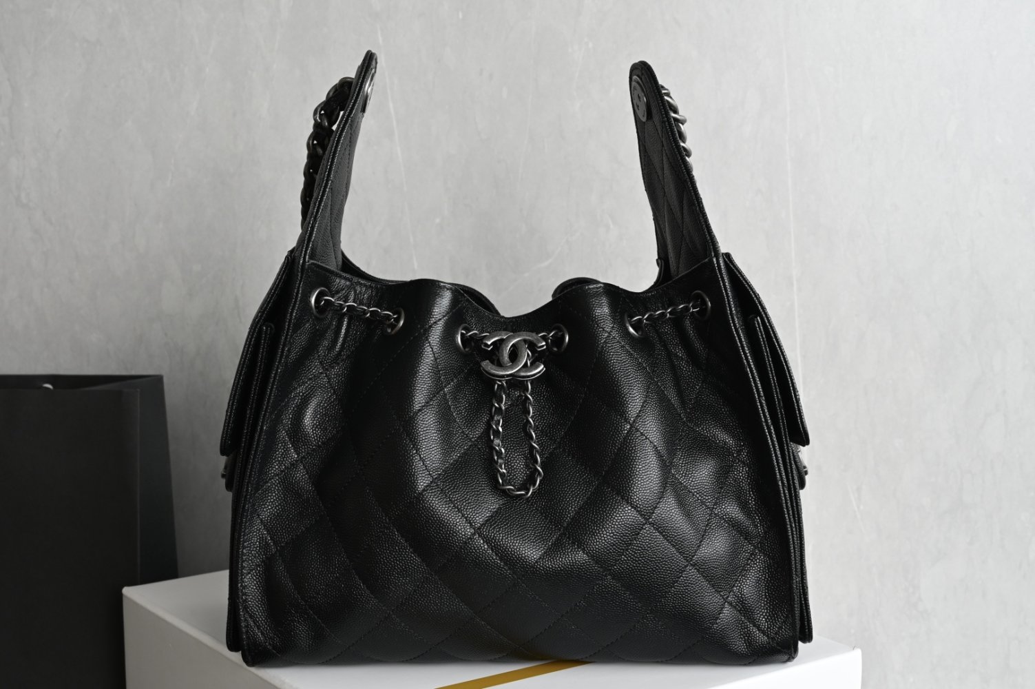 Сумка женская кожаная Chanel 25 Medium 30 см