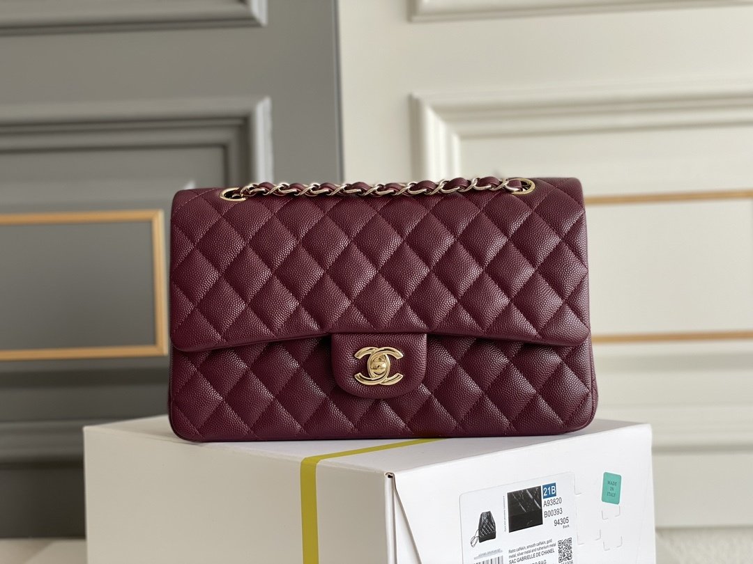 Сумка женская кожаная Classic Flap Medium 25 см