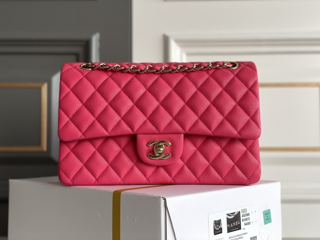 Сумка женская кожаная Classic Flap Medium 25 см