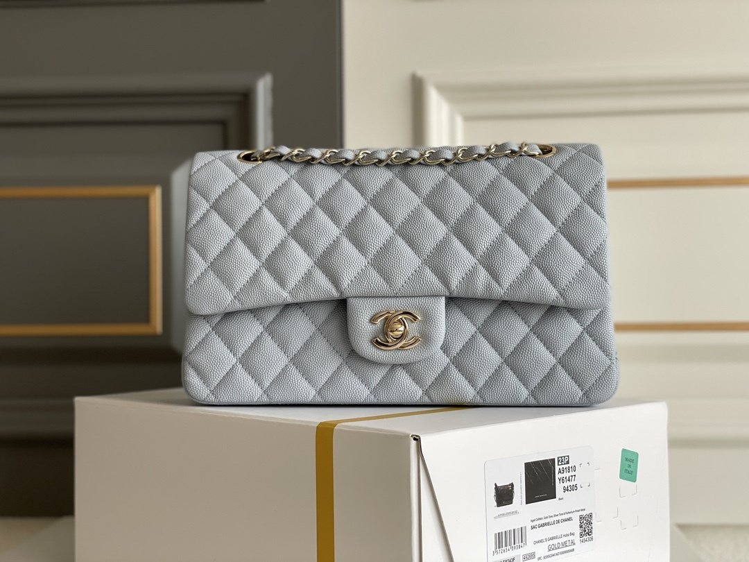 Сумка женская кожаная Classic Flap Medium 25 см