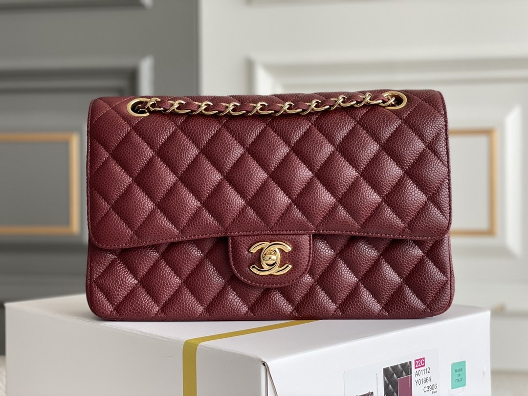 Сумка женская кожаная Classic Flap Medium 25 см