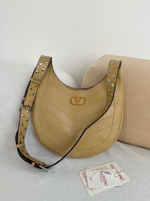 Сумка женская кожаная GARAVANI HOBOHO 28 см