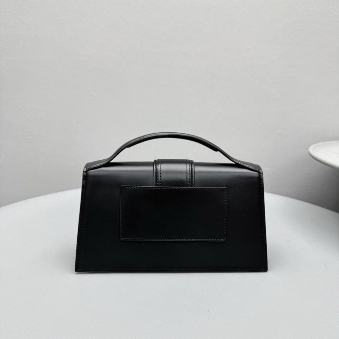 Сумка женская кожаная Jacquemu Bamnino 24 см фото 4