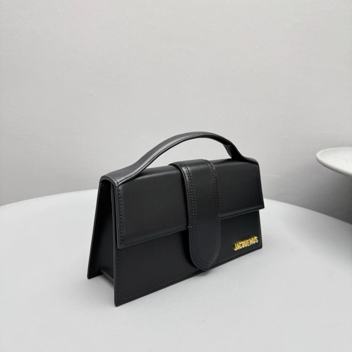 Сумка женская кожаная Jacquemu Bamnino 24 см фото 5