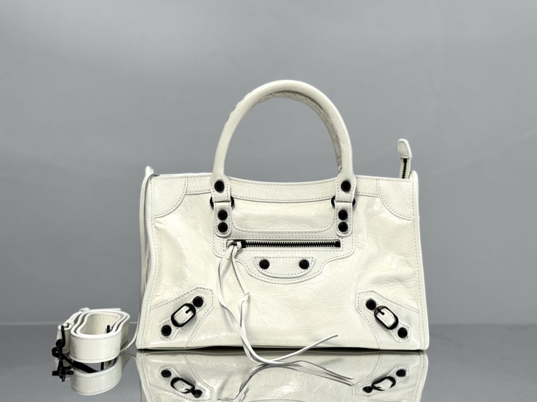 Сумка женская кожаная Le City 30 см