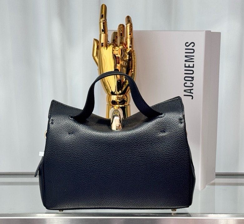 Сумка женская кожаная Le Valerie 32 см