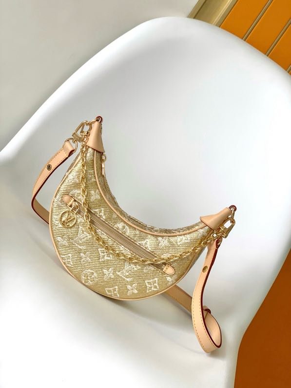 Сумка женская кожаная Loop 23 см