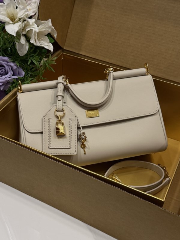 A bag women's leather My Sicilly 30 cm