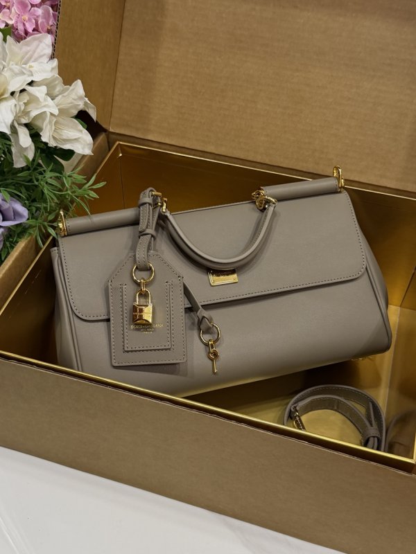 A bag women's leather My Sicilly 30 cm