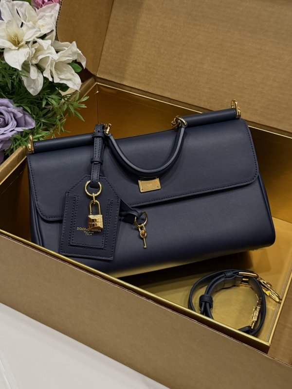 A bag women's leather My Sicilly 30 cm