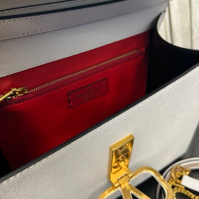 Сумка женская VSling Valentino Garavani 30 см фото 7