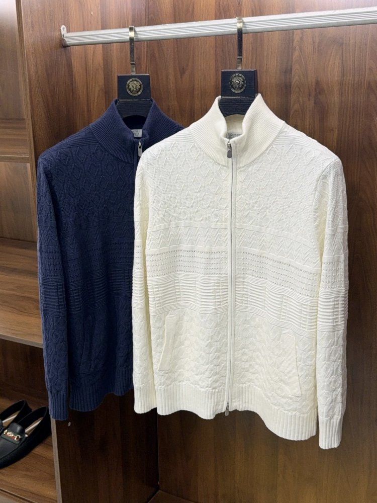 Свитер мужской