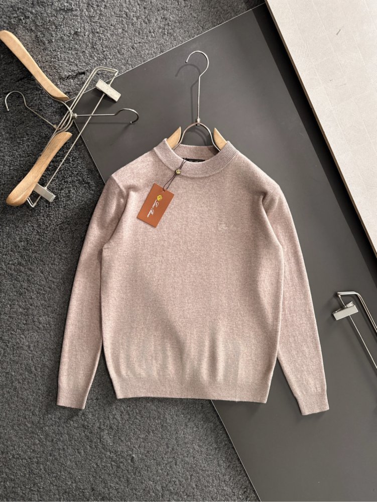 Свитер мужской