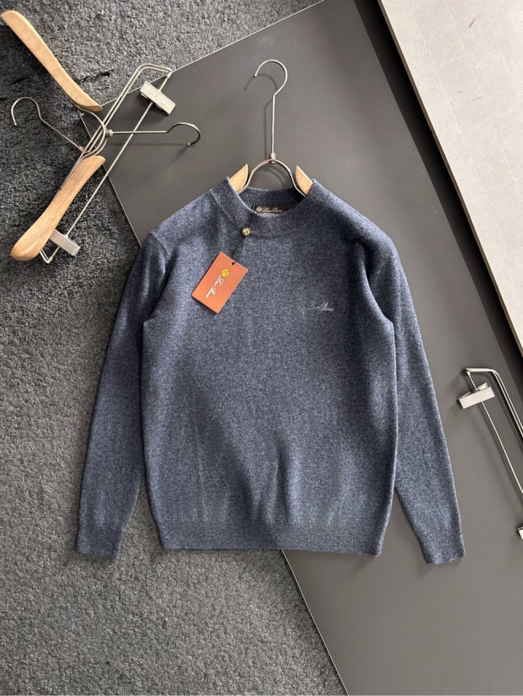 Свитер мужской