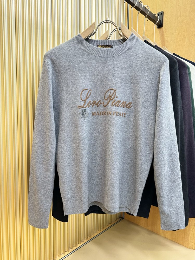 Свитер мужской