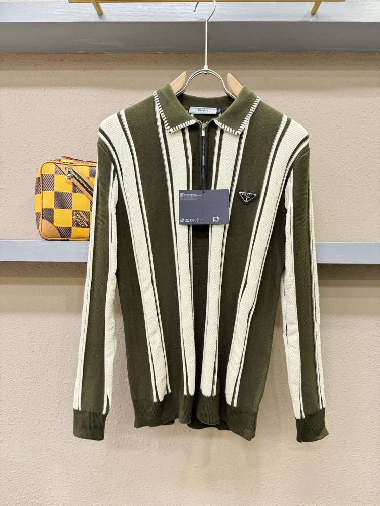 Свитер мужской