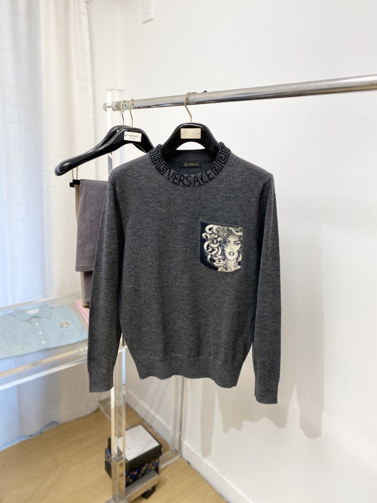 Свитер мужской