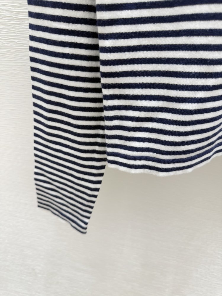 Свитер с круглым вырезом и длинными рукавами фото 8