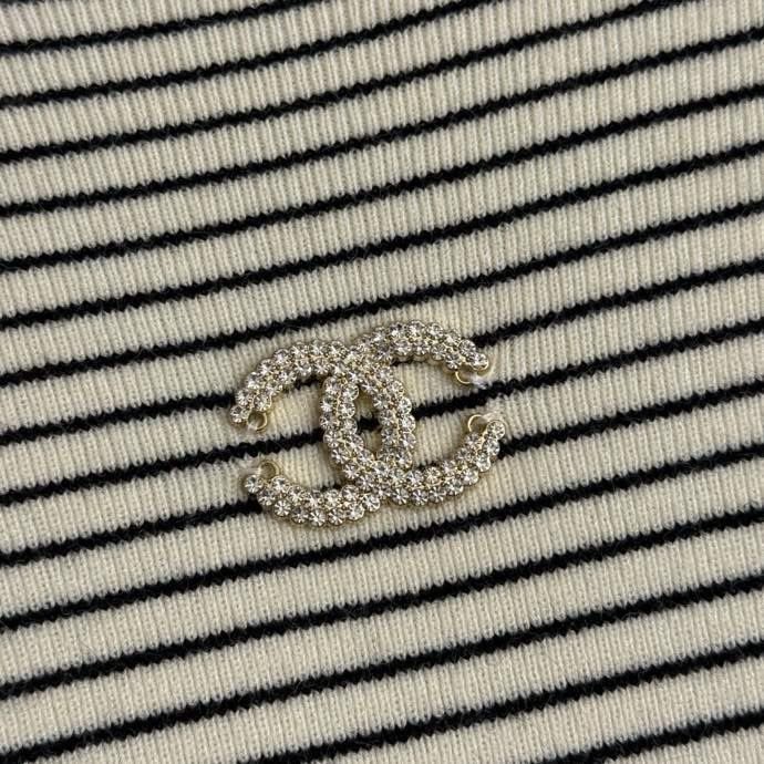 Свитер в полоску фото 4