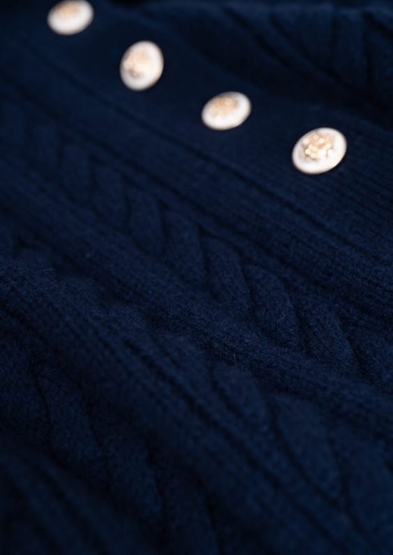 Свитер женские фото 3