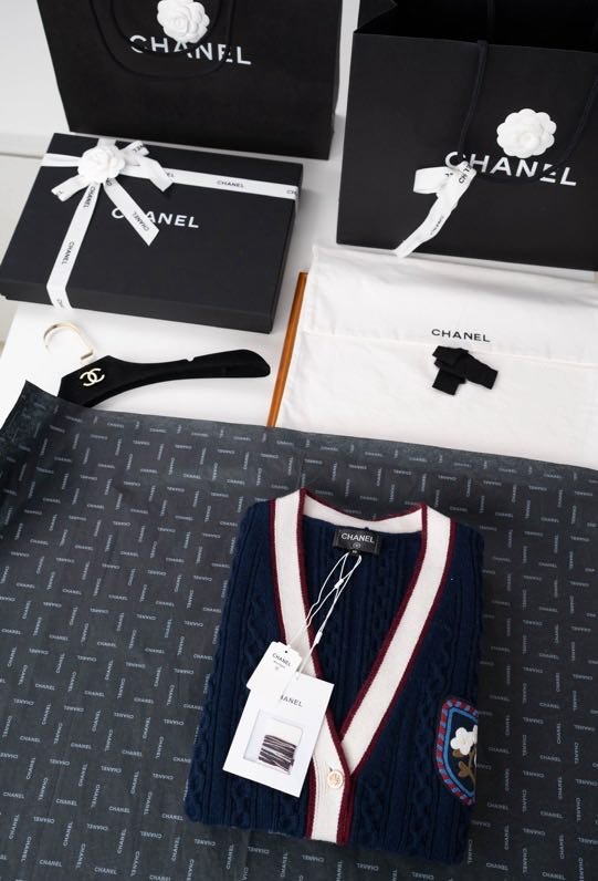 Свитер женские фото 4