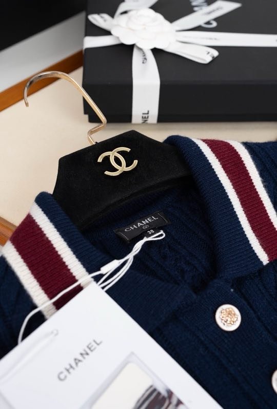 Свитер женские фото 6