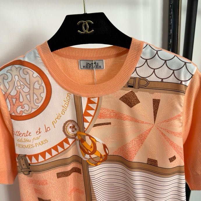 Светр жіночий без рукавів фото 2