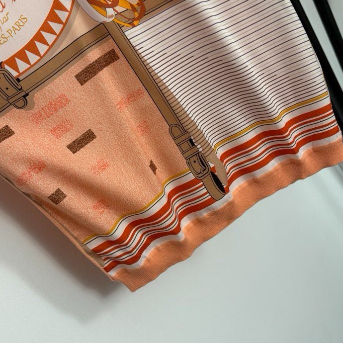 Светр жіночий без рукавів фото 9