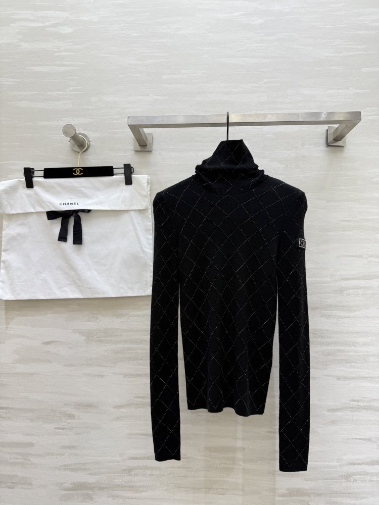 Свитер женский