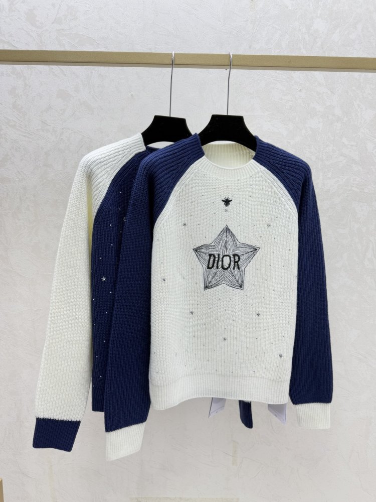 Свитер женский