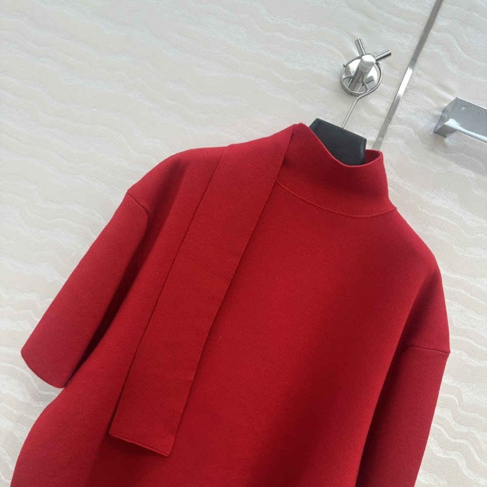 Pullover female фото 2