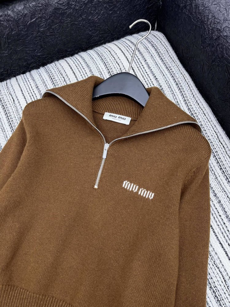 Pullover female фото 2