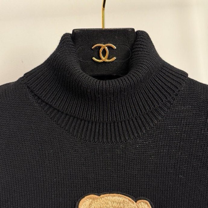 Светр жіночий фото 2