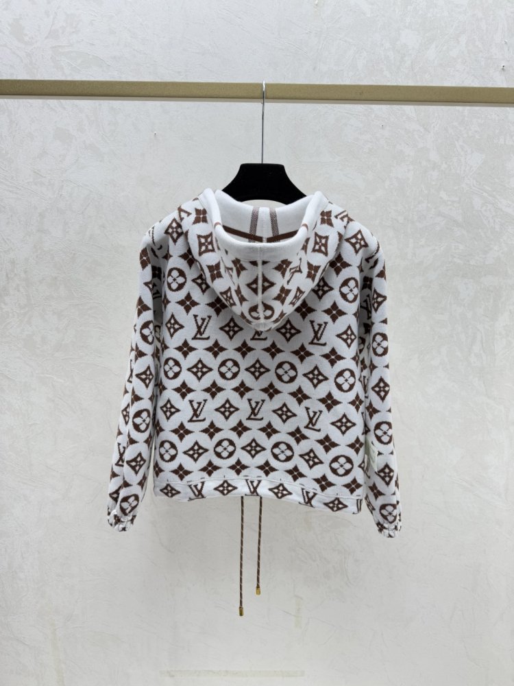 Свитер женский фото 2