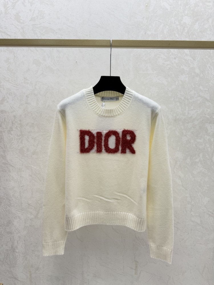 Свитер женский фото 2