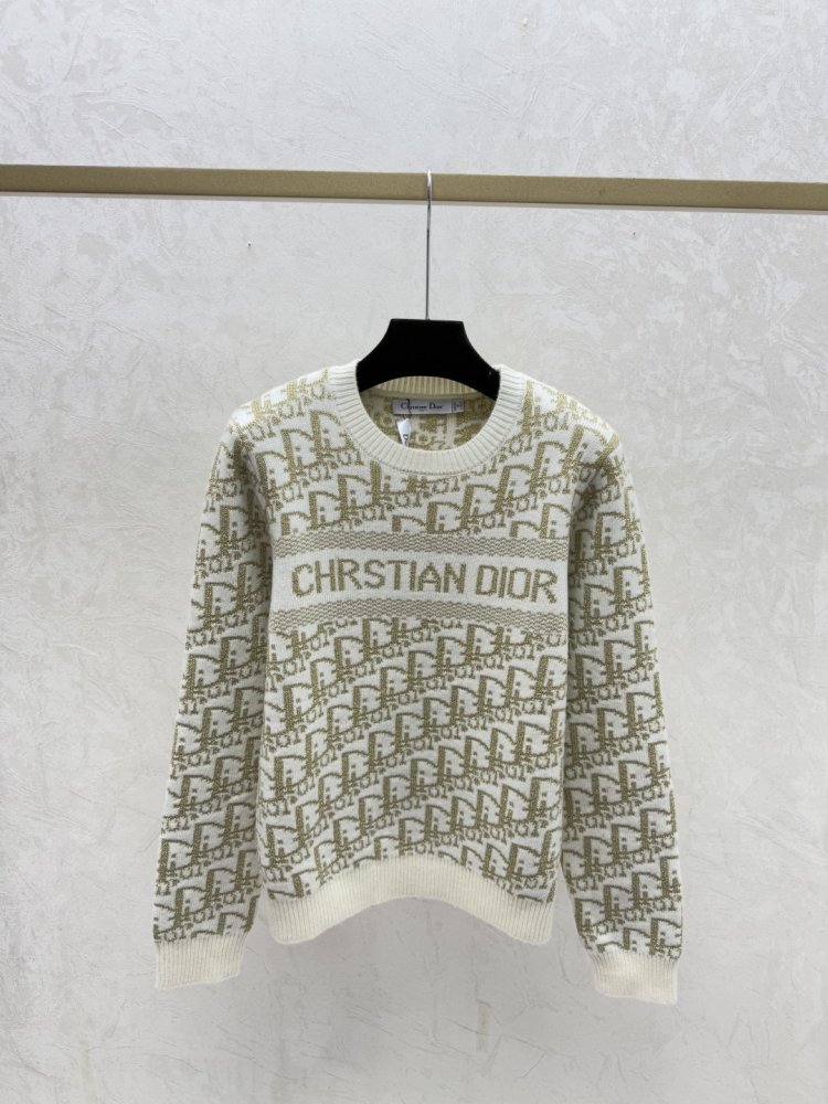 Свитер женский фото 2