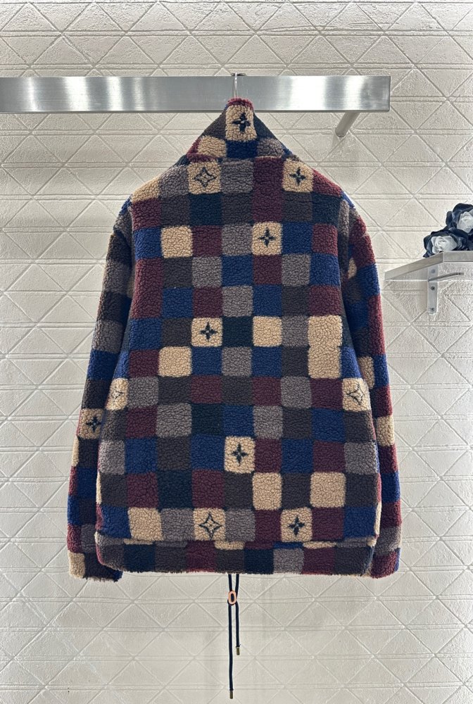 Свитер женский фото 2