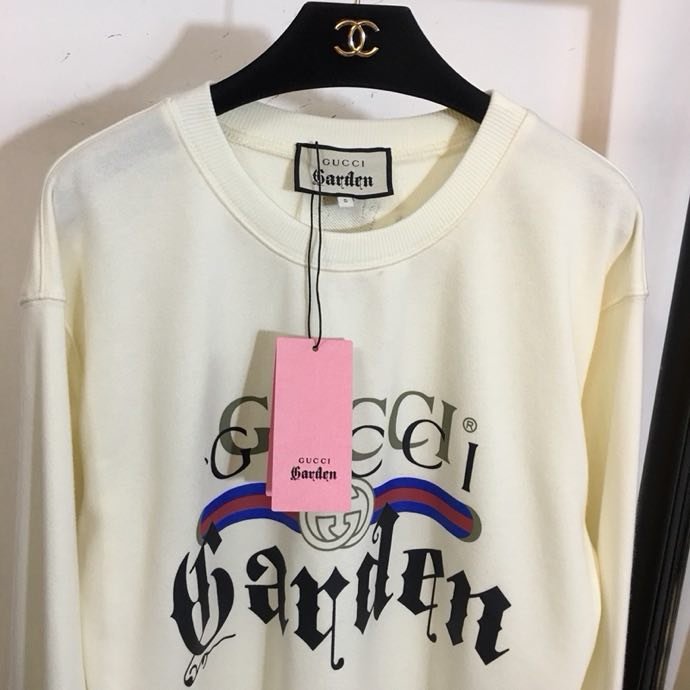 Свитер женский фото 2